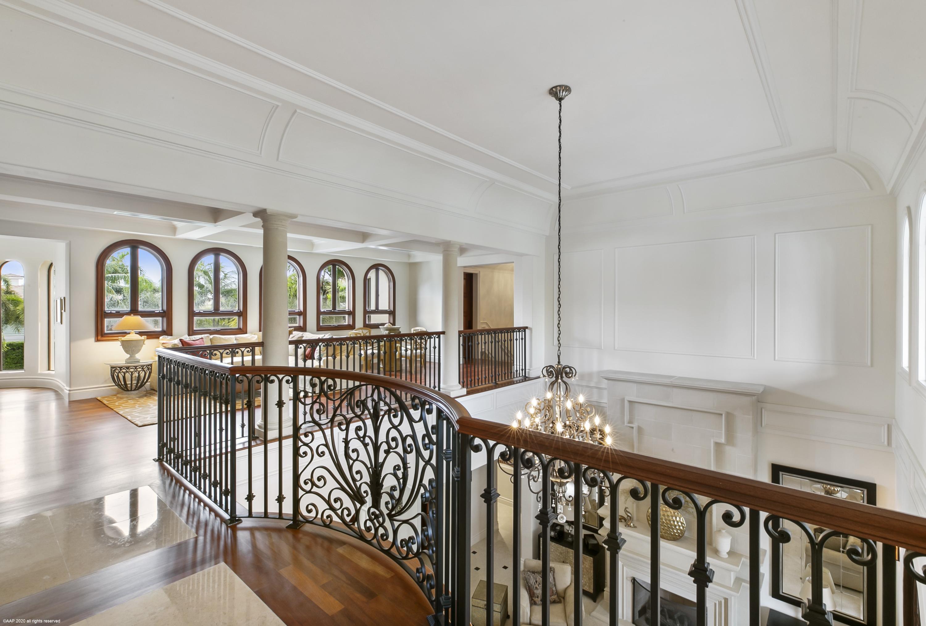 HARBOUR EAST - Residential