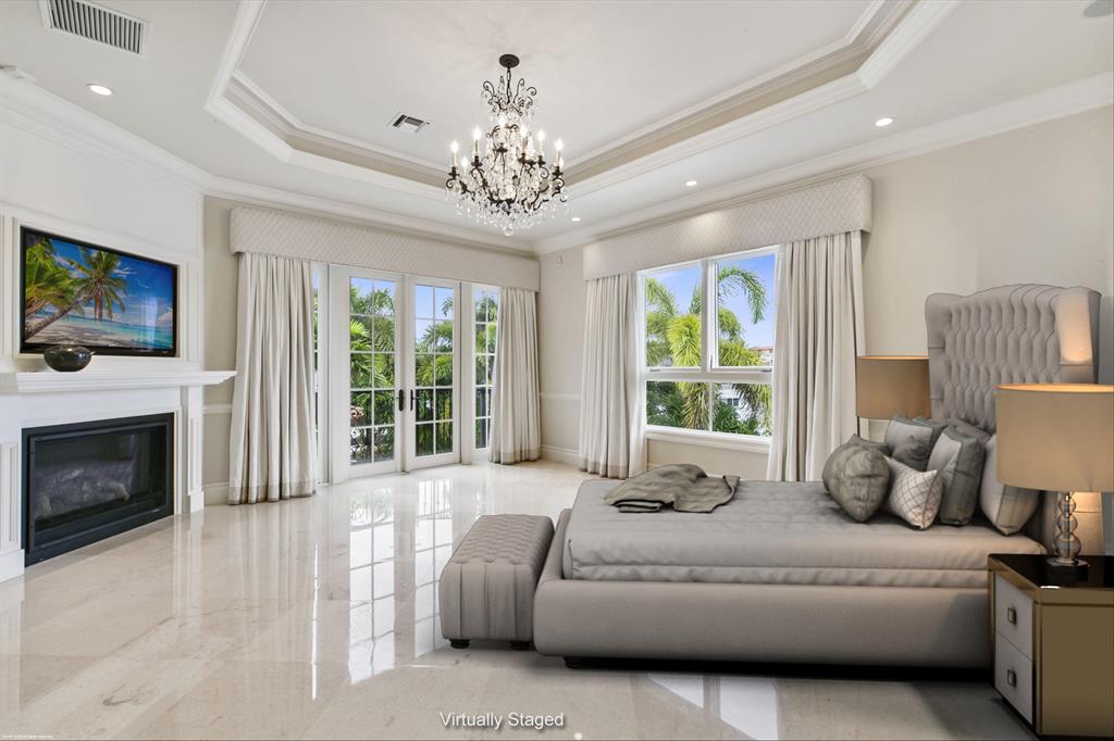 HARBOUR EAST - Residential