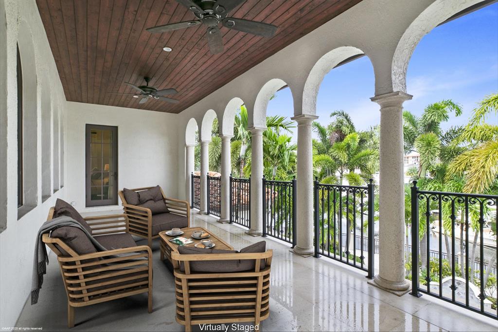 HARBOUR EAST - Residential