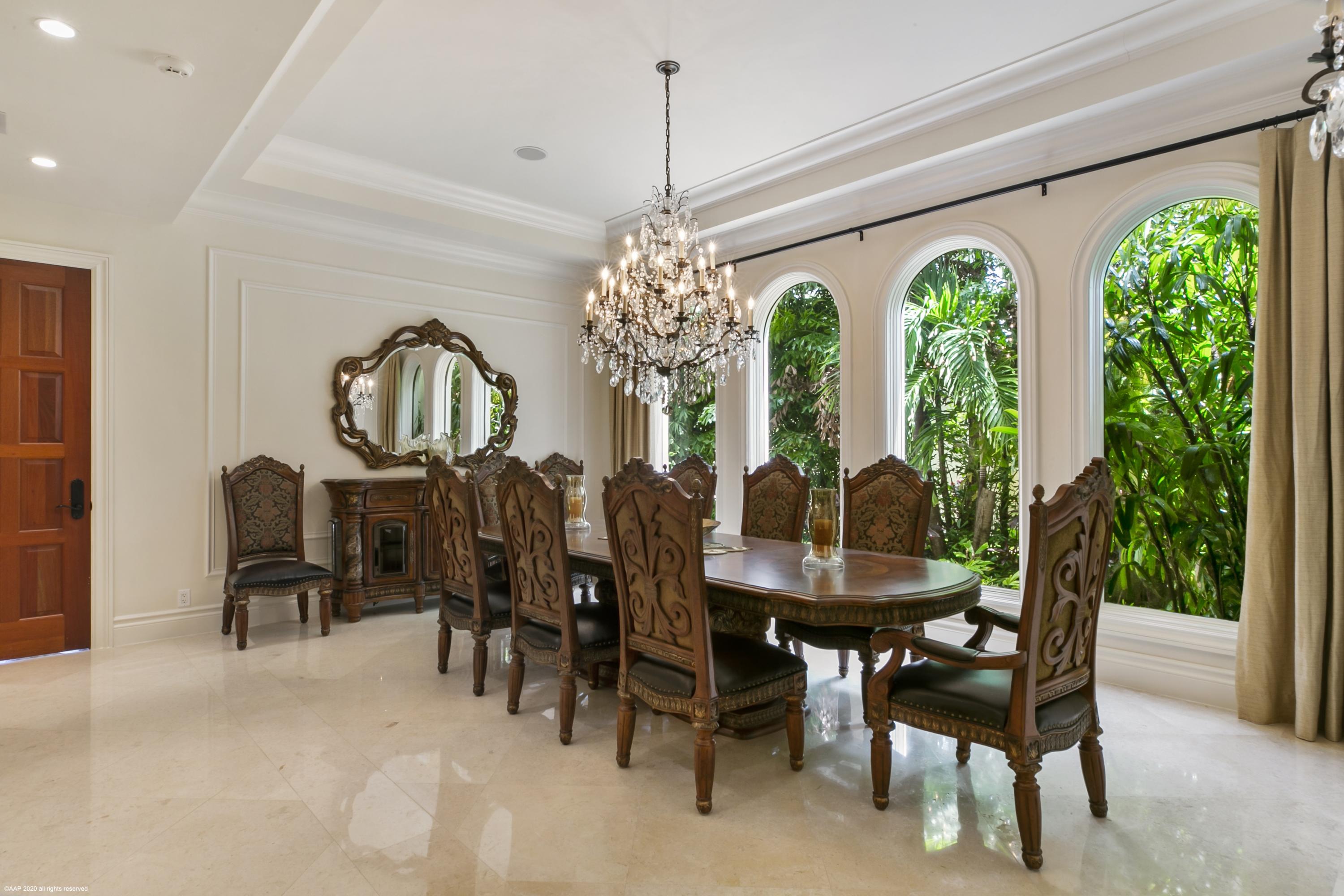 HARBOUR EAST - Residential