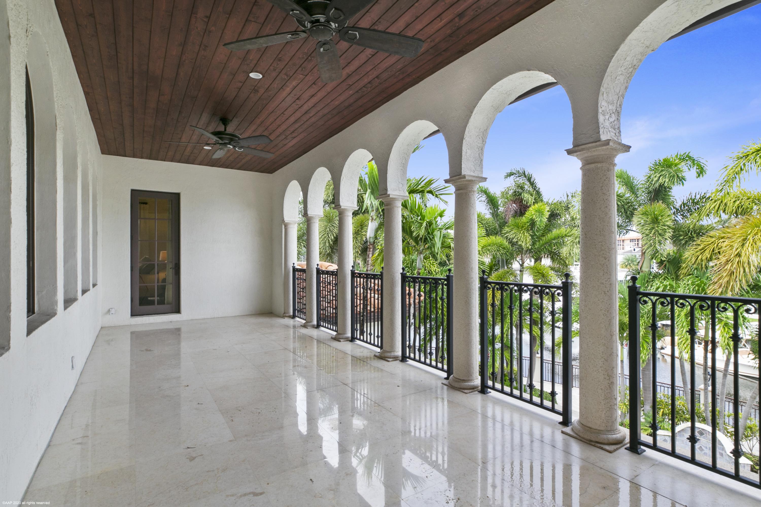 HARBOUR EAST - Residential