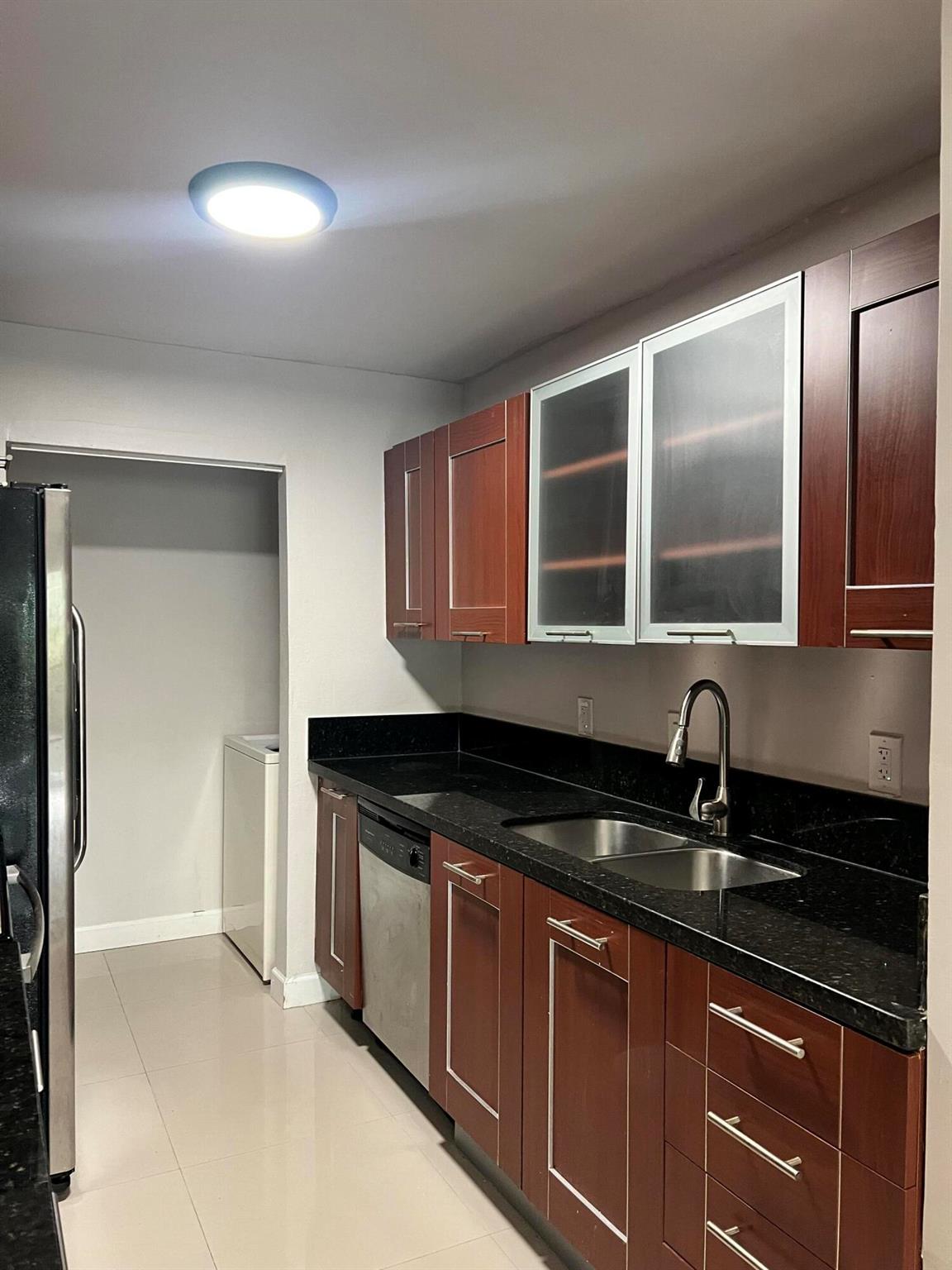 PRESERVE AT AVERY LAKES - Residential Lease