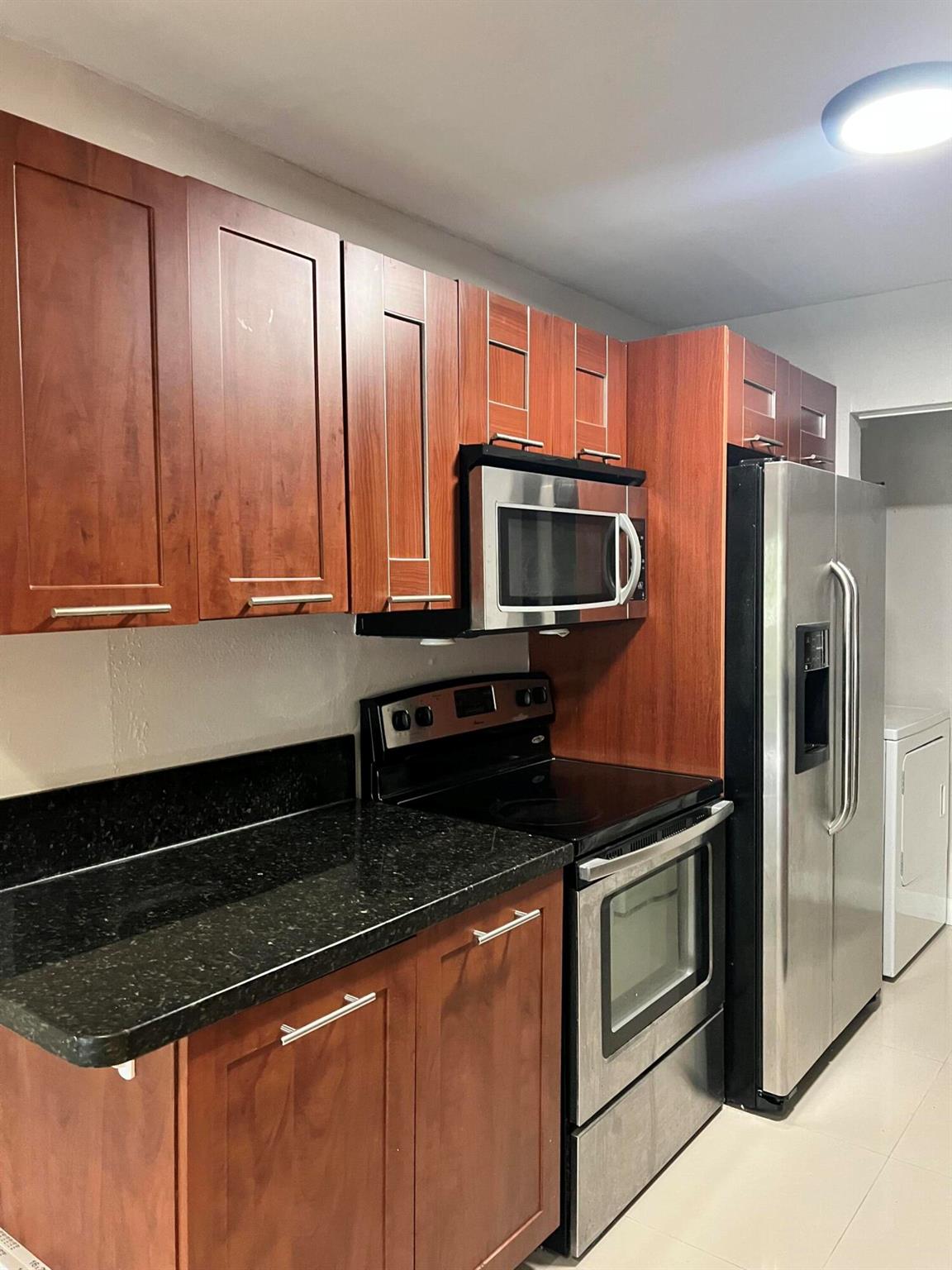 PRESERVE AT AVERY LAKES - Residential Lease