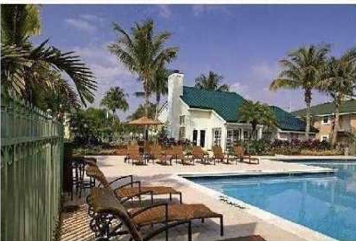 PRESERVE AT AVERY LAKES - Residential Lease