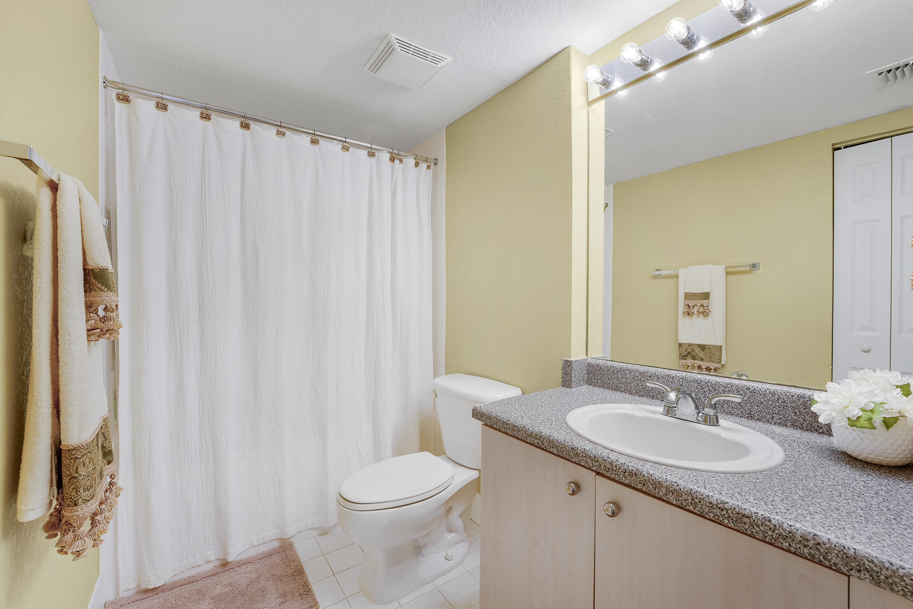 FLAGLER POINTE CONDO - Residential