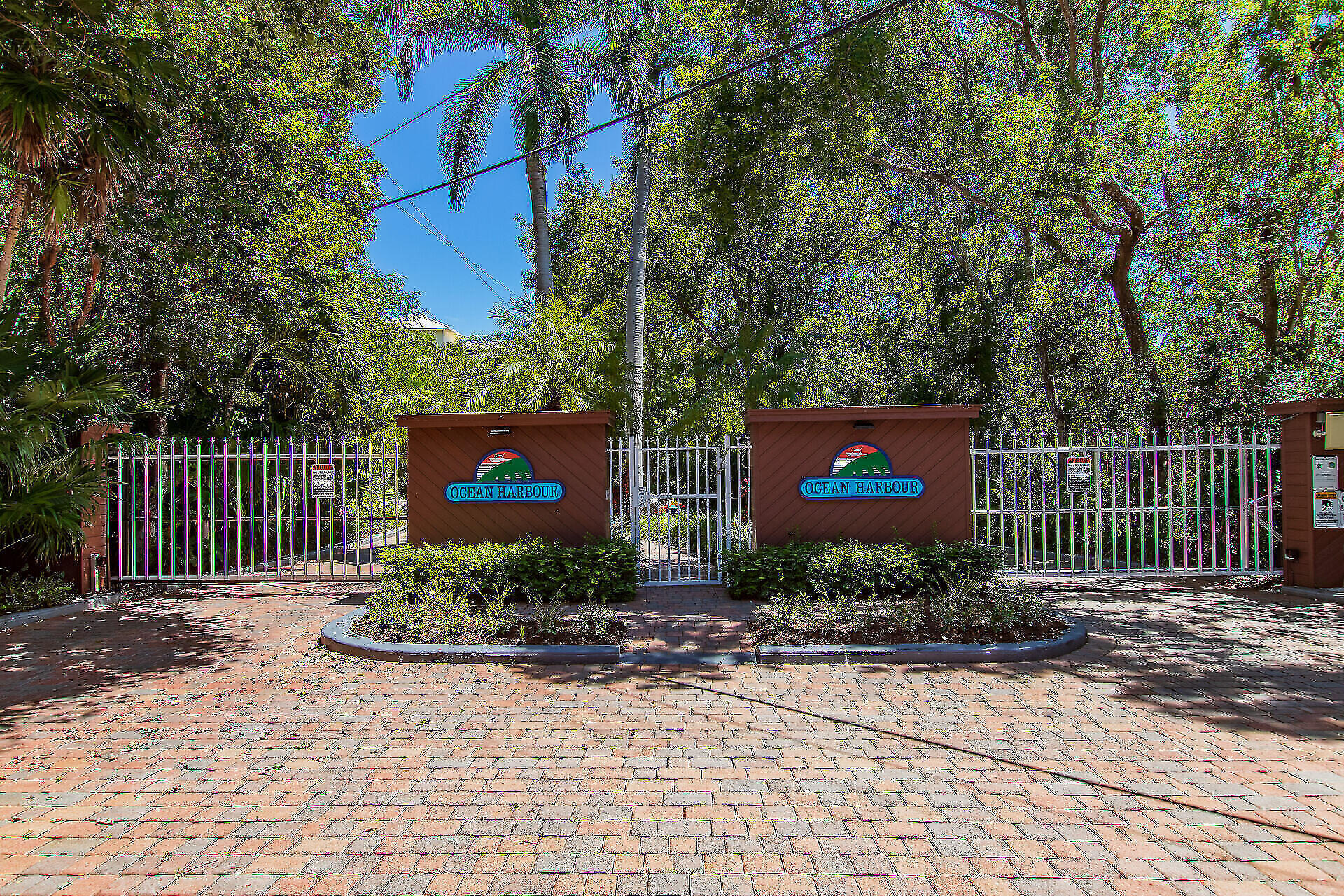 OCEAN HARBOUR - Residential