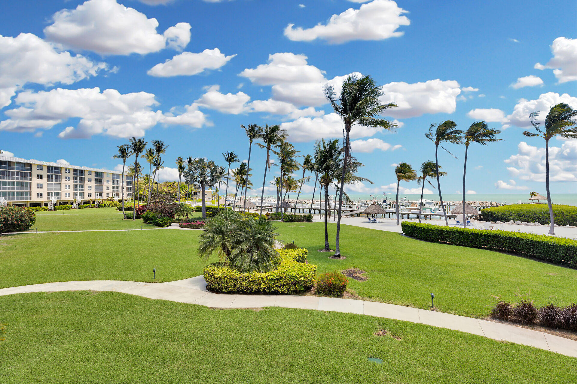 OCEAN HARBOUR - Residential