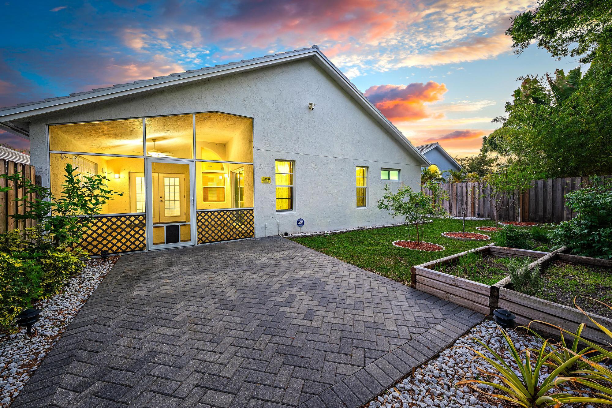 NORMANDY VILLAGE - Residential