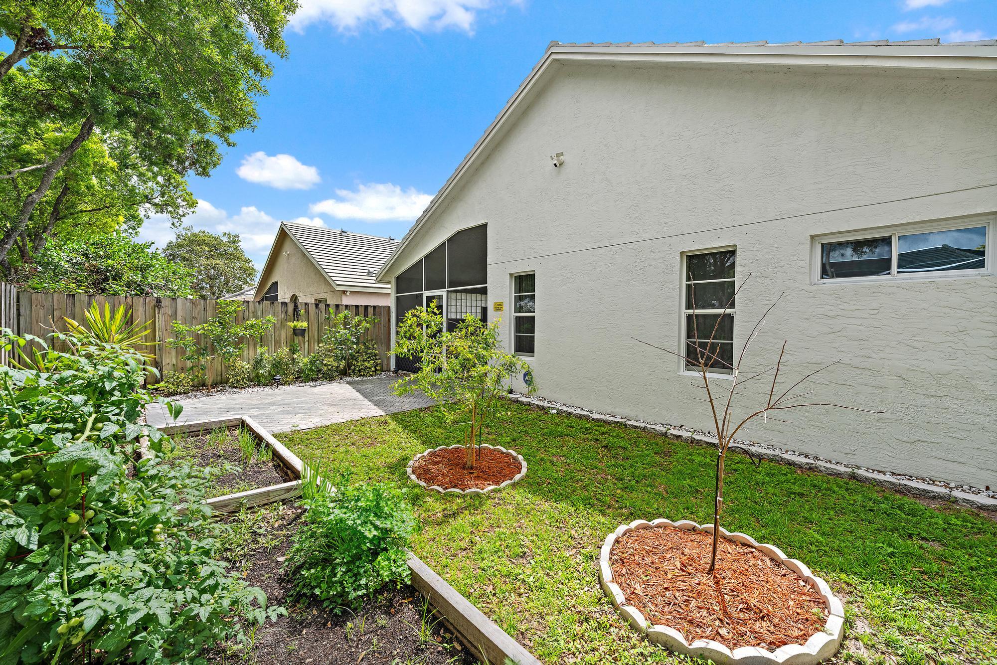 NORMANDY VILLAGE - Residential