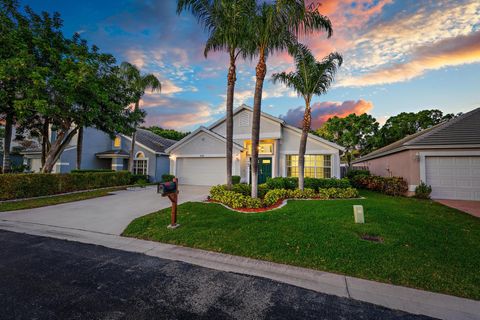 2021 Normandy Circle West Palm Beach FL 33409