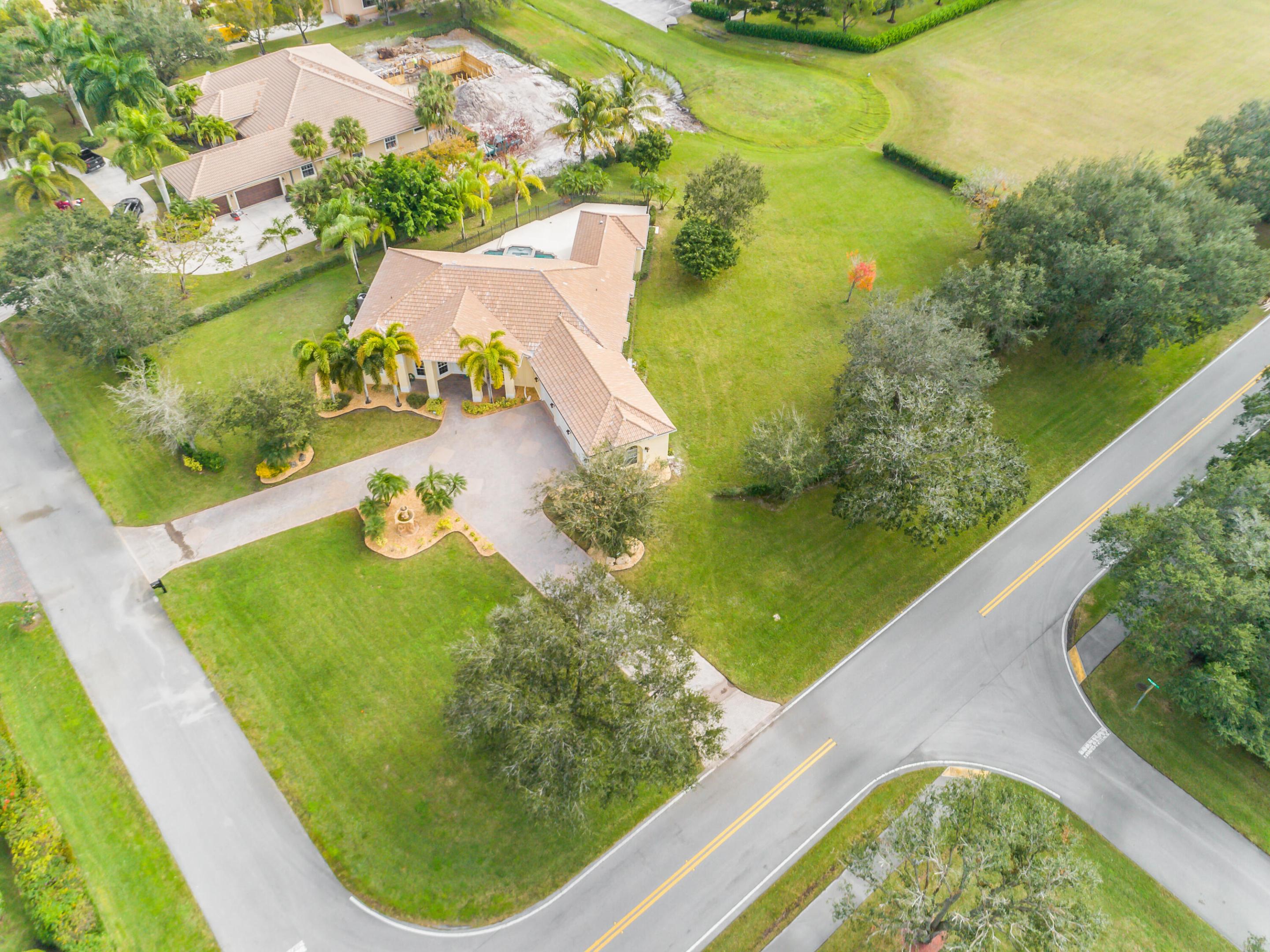 WELLINGTON AERO CLUB OF THE LANDINGS AT WELLINGTON - Residential Lease