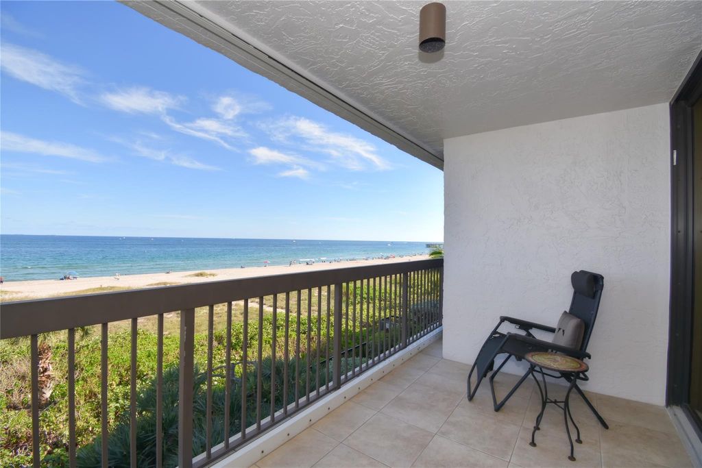 Photo of 510 N Ocean Blvd #303, Pompano Beach, FL 33062 (MLS # F10538299)