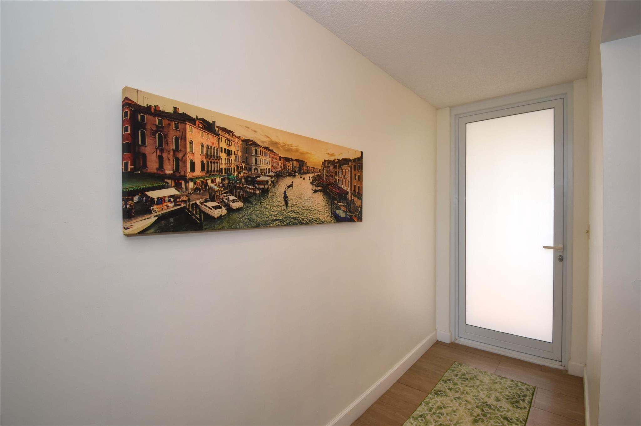 SILVER THATCH OCEAN CLUB - Residential