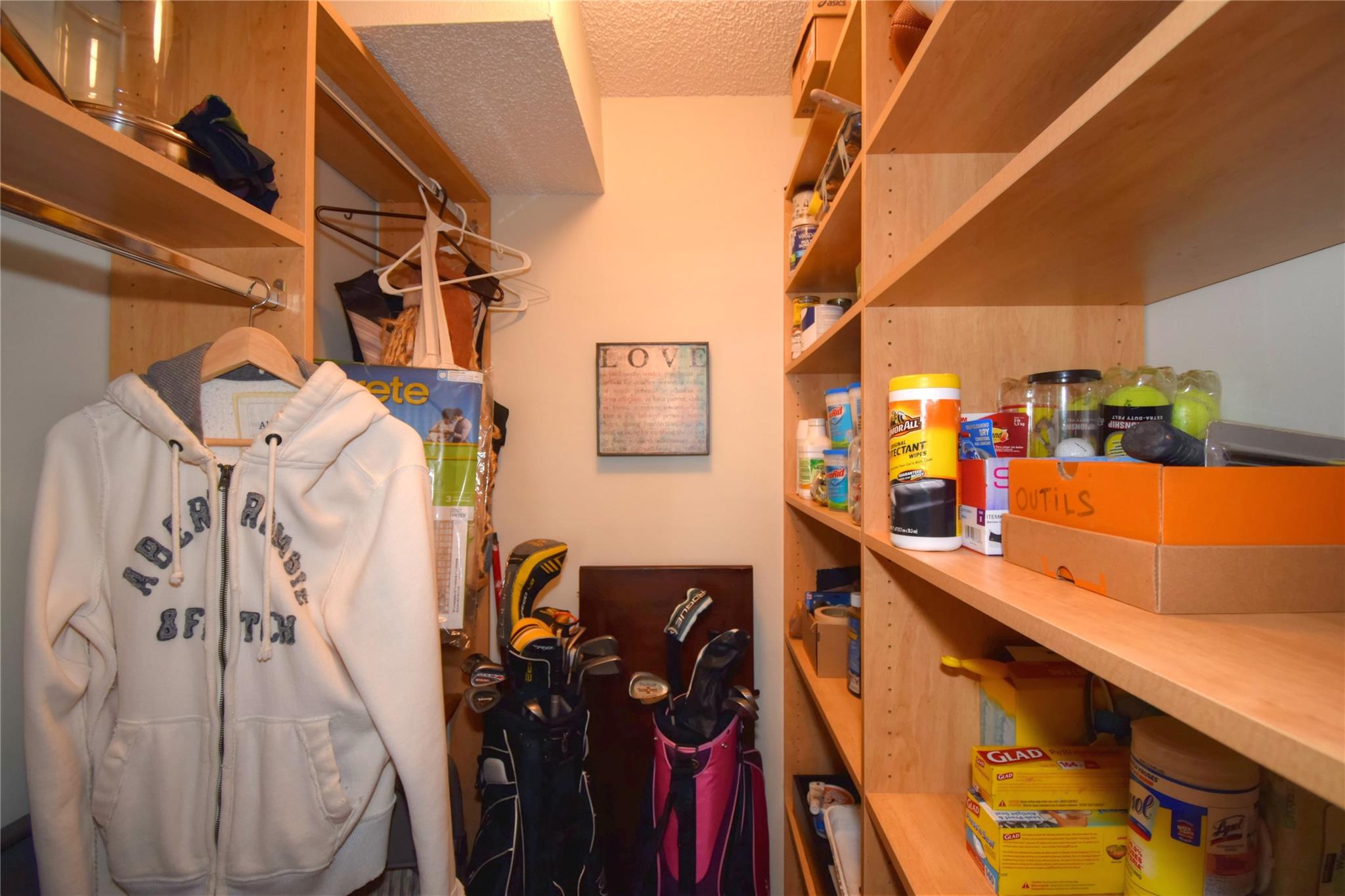 SILVER THATCH OCEAN CLUB - Residential