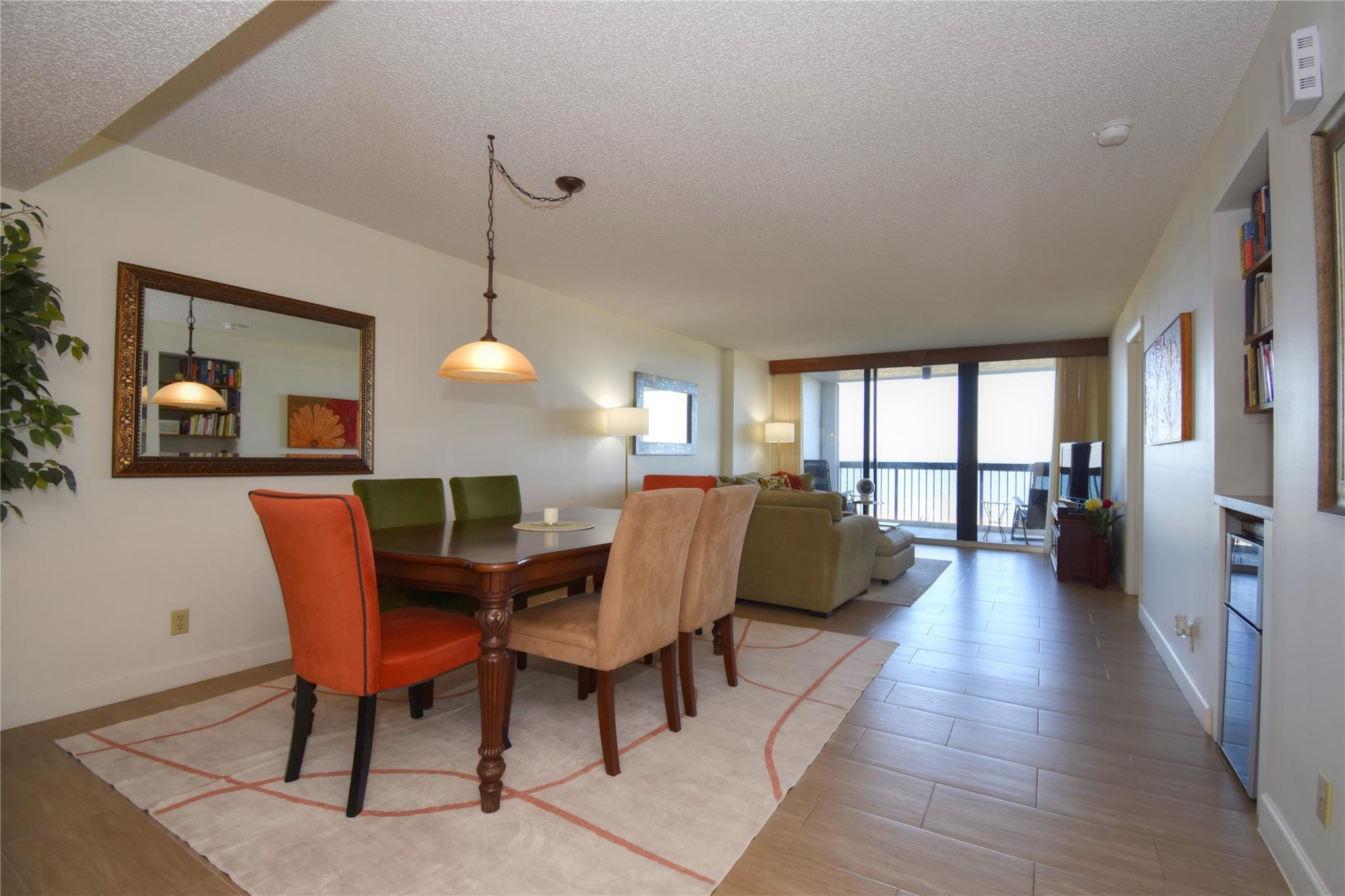 SILVER THATCH OCEAN CLUB - Residential