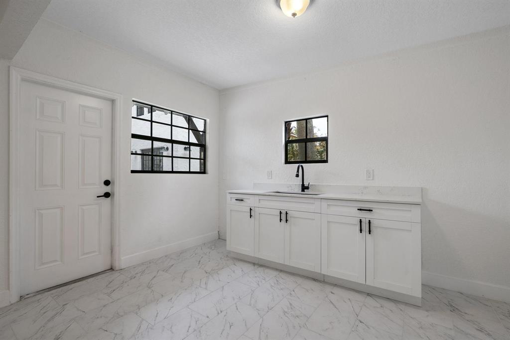 SOUTHLAND PARK - Residential