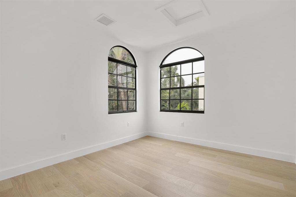 SOUTHLAND PARK - Residential