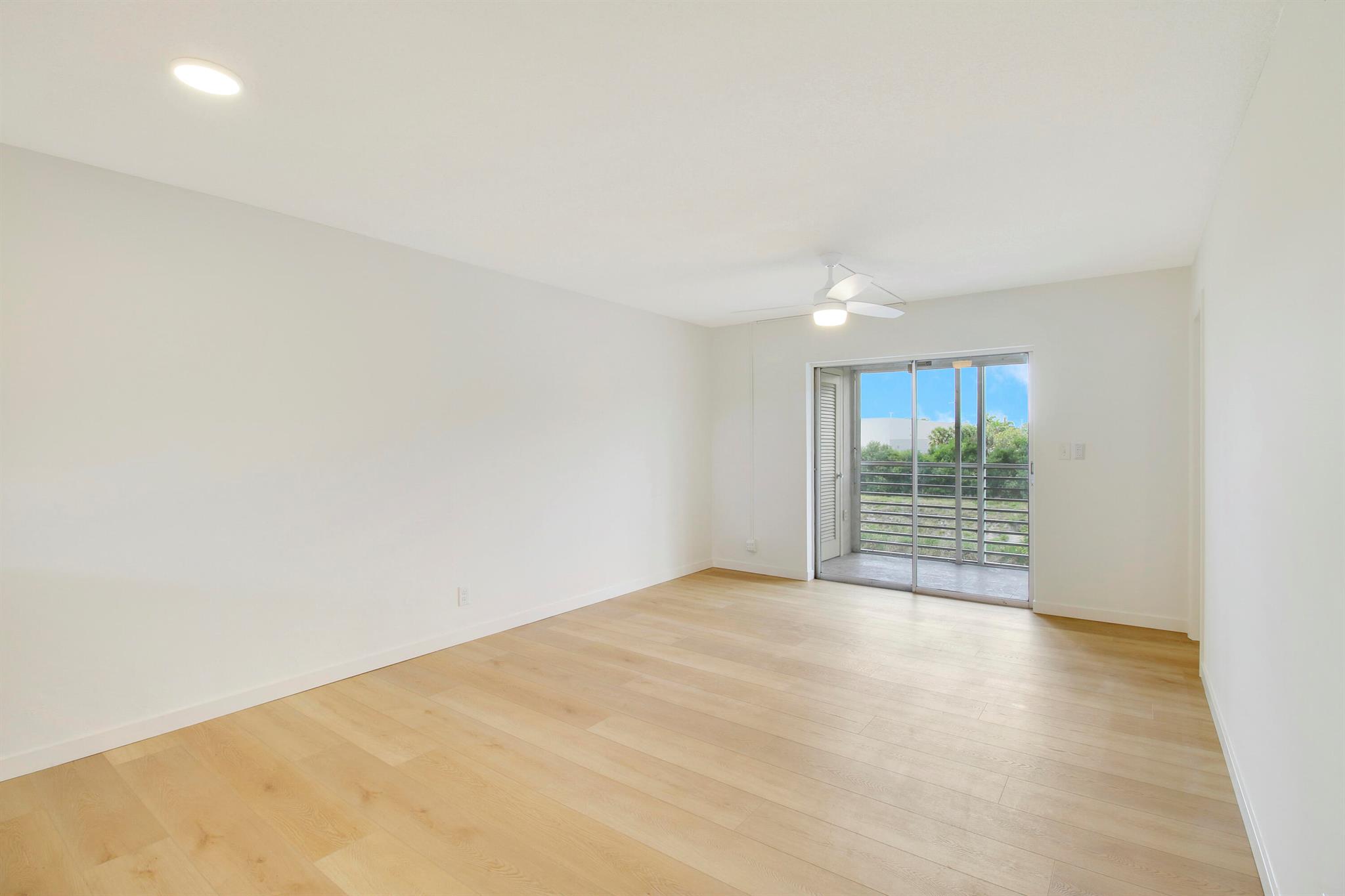 LAKE CLARKE GARDENS CONDO - Residential Lease