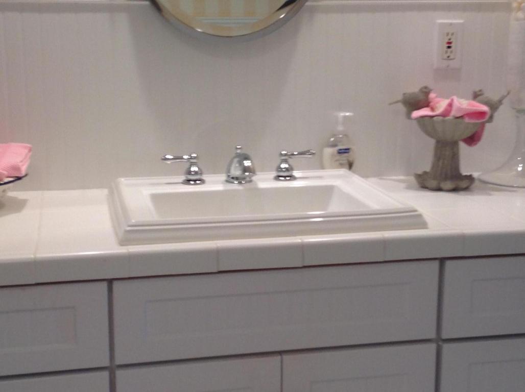 AMBASSADORS EAST - Residential Lease