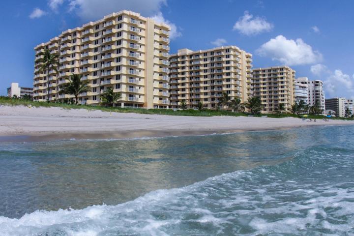 AMBASSADORS EAST - Residential Lease