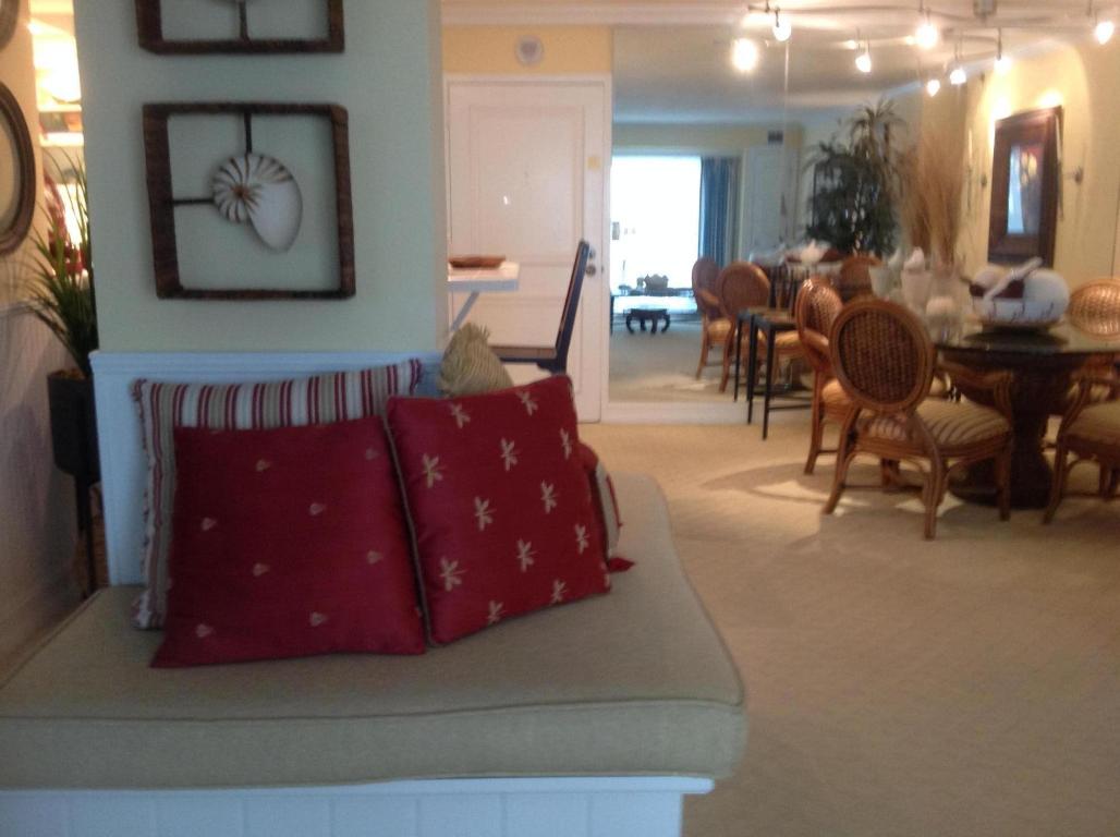 AMBASSADORS EAST - Residential Lease