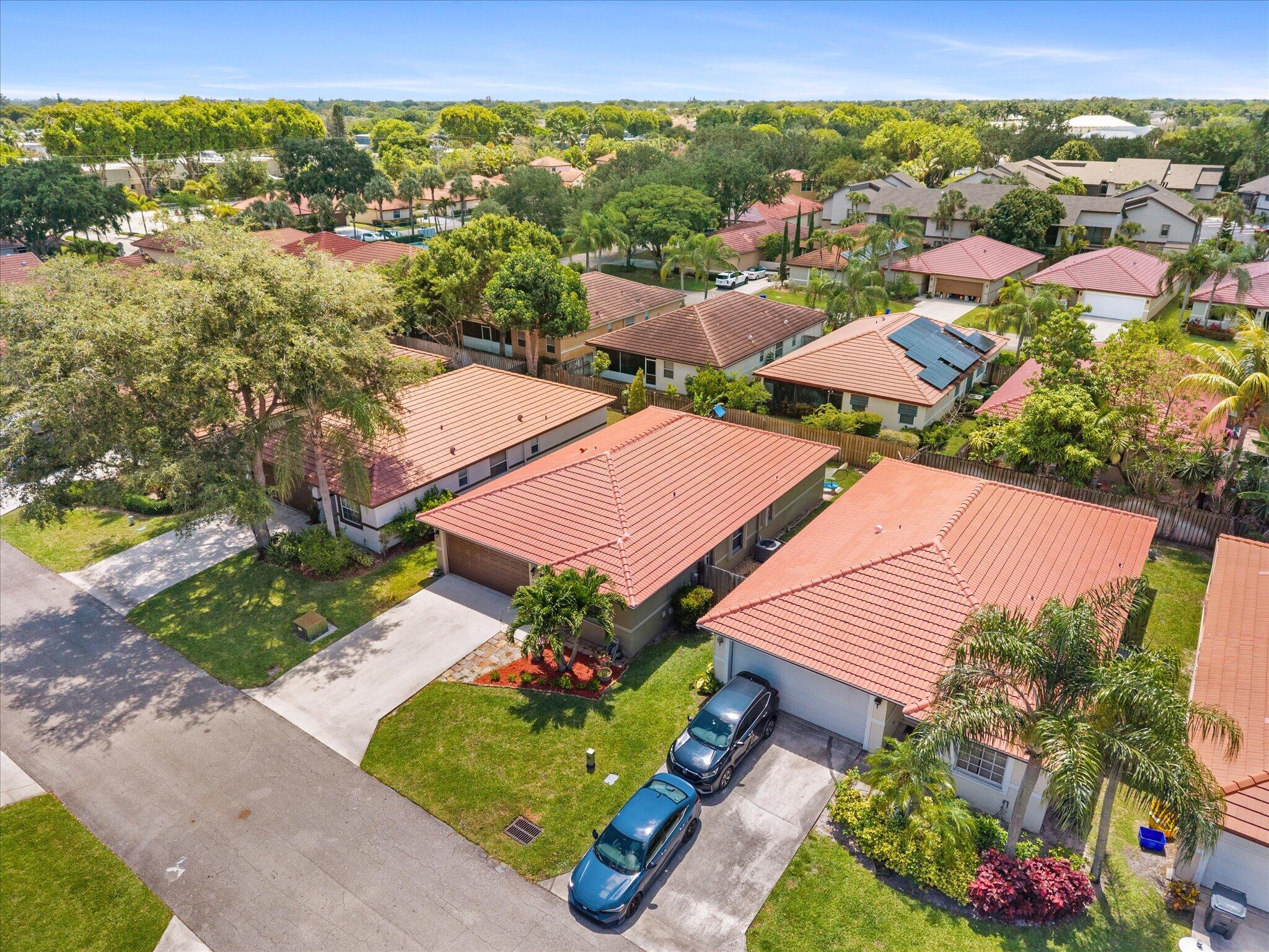 WELLINGTON DOWNS - Residential