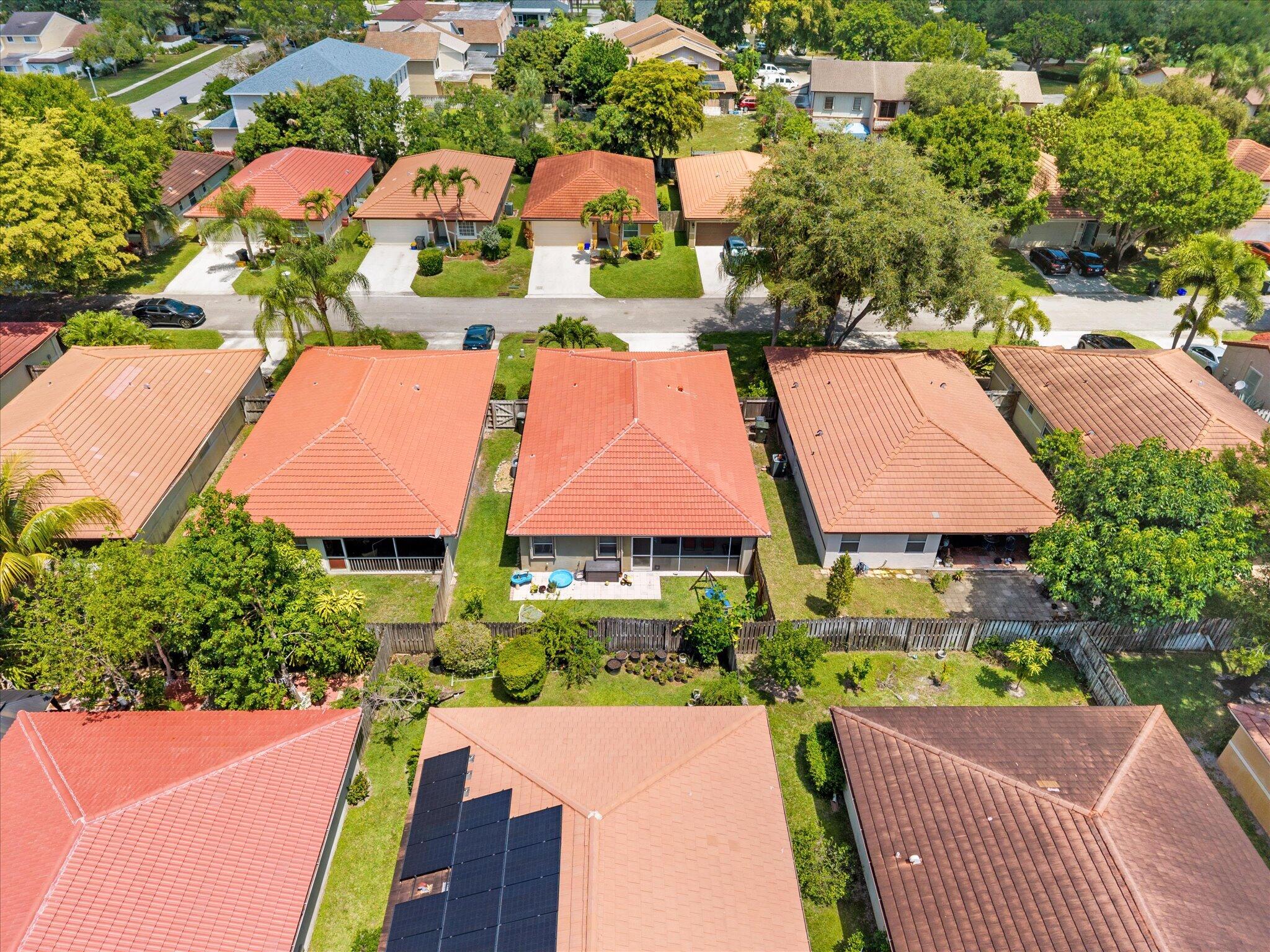WELLINGTON DOWNS - Residential