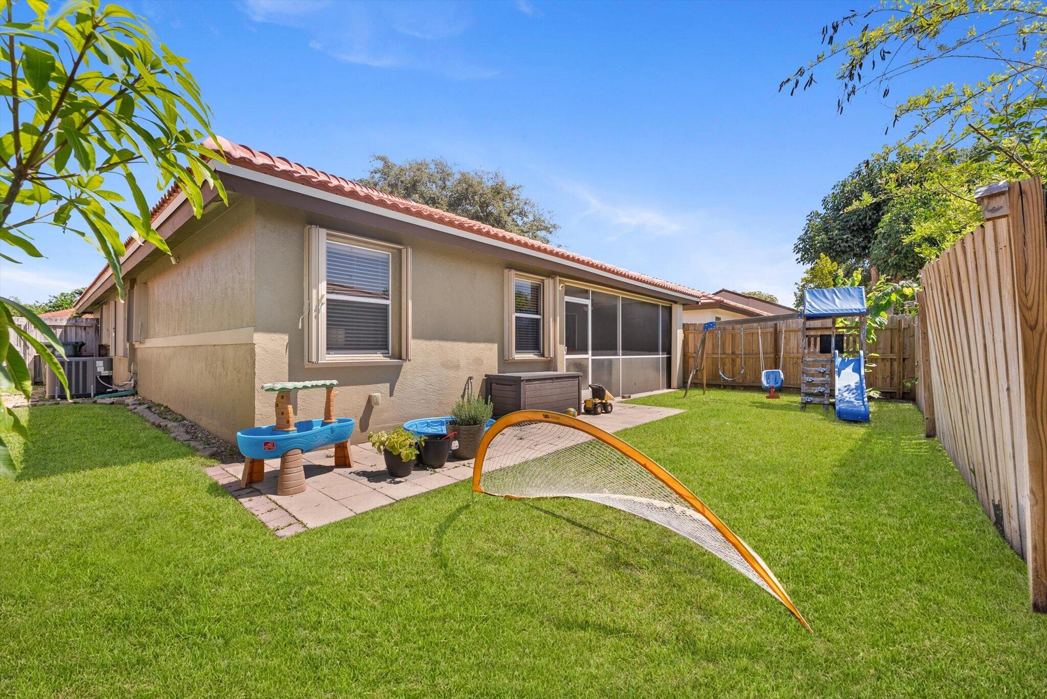 WELLINGTON DOWNS - Residential