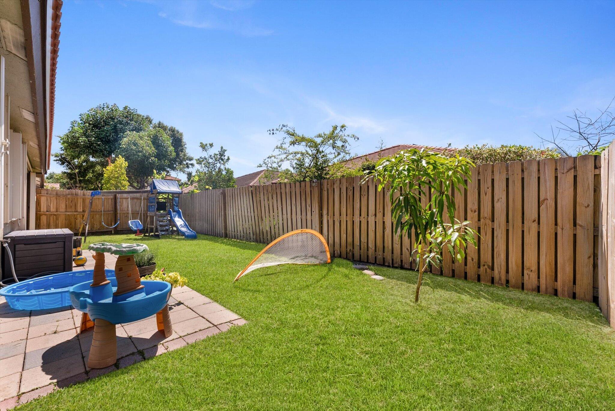 WELLINGTON DOWNS - Residential