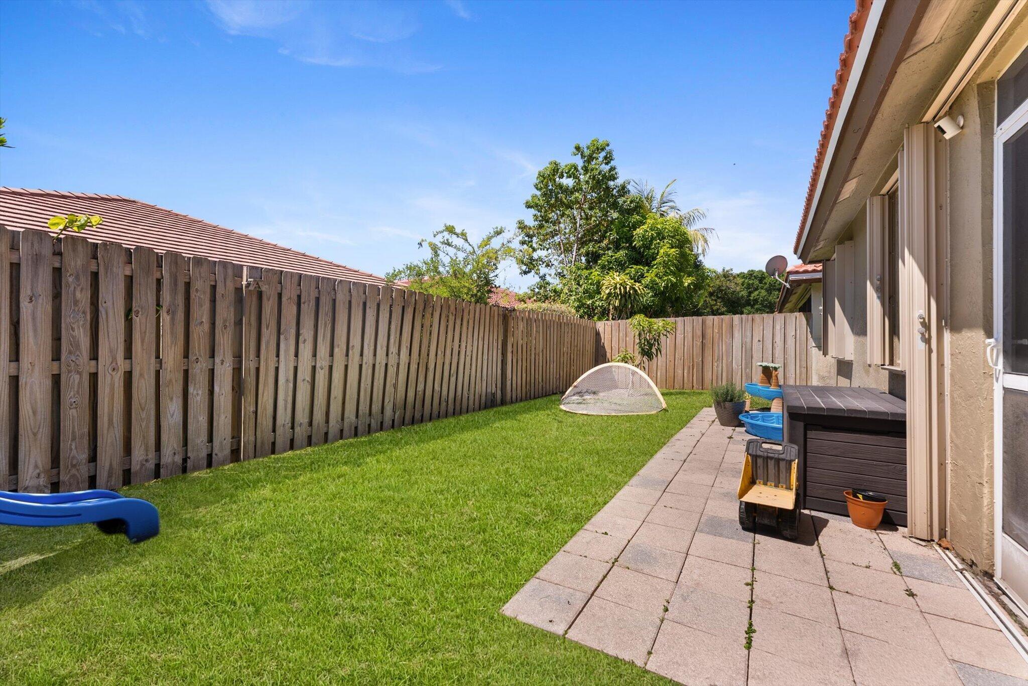 WELLINGTON DOWNS - Residential