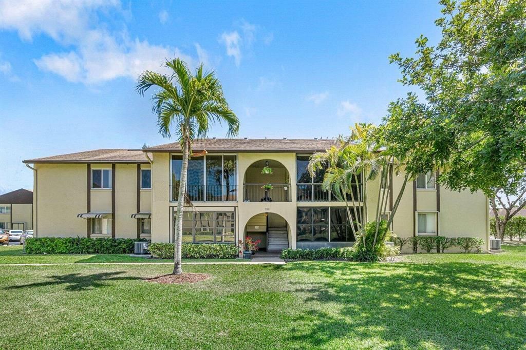 Photo of 308 Pine Ridge Circle #C2, Greenacres, FL 33463 (MLS # R10876325)