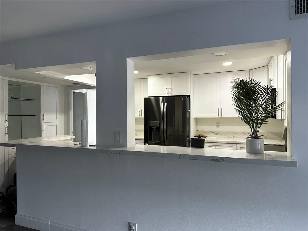 Oceanview Park Condo - Residential Lease