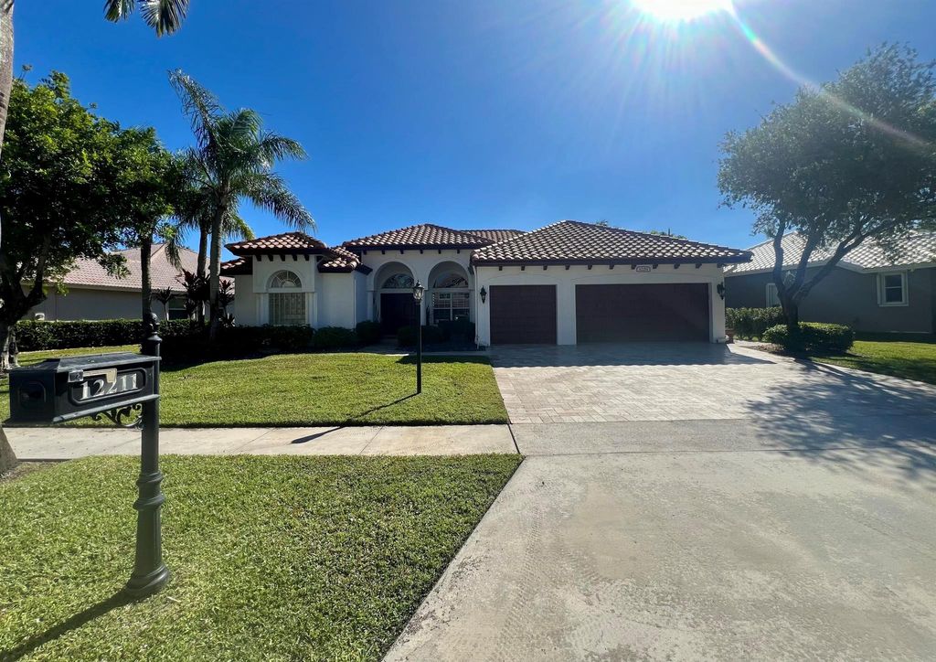 Photo of 12211 Rockledge Circle, Boca Raton, FL 33428 (MLS # R11042045)