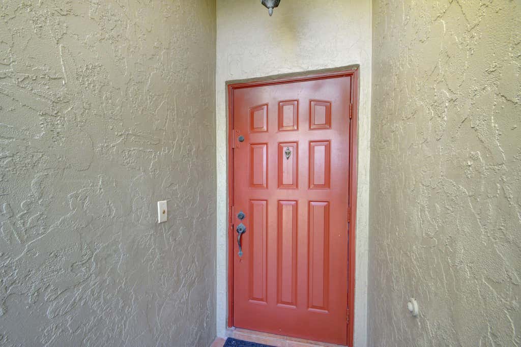 Photo of 221 Meadows Drive, Boynton Beach, FL 33436 (MLS # R10962290)