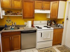 No 6 Palm-Aire Country Cl - Residential Lease