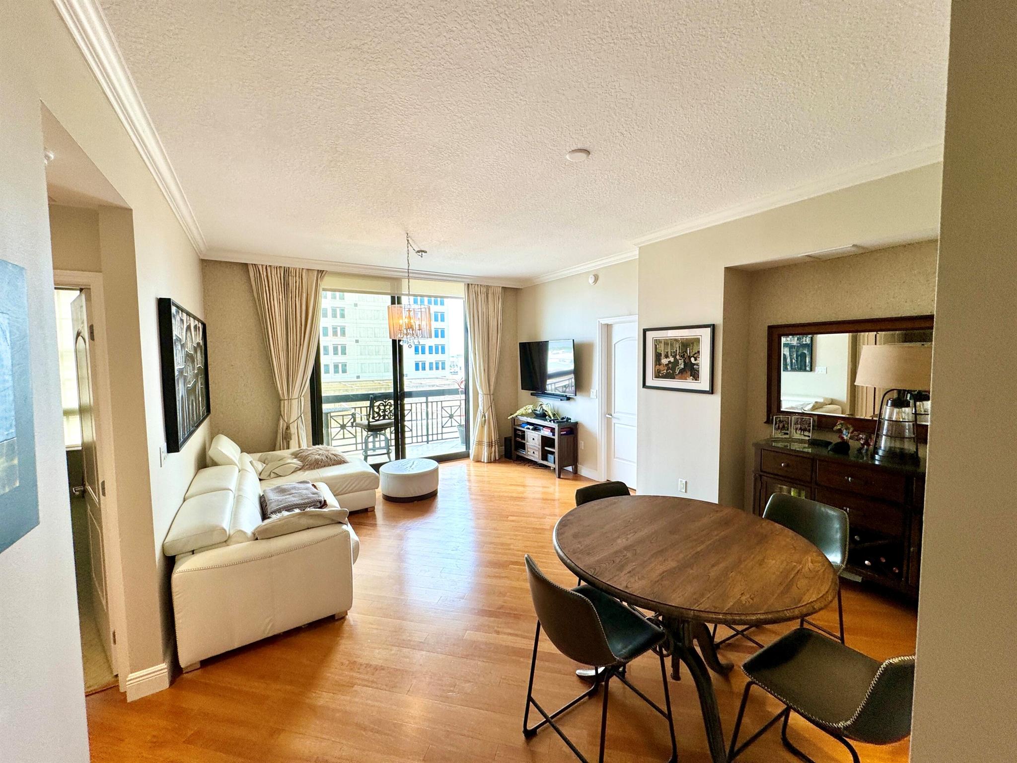 801 S Olive Avenue 709