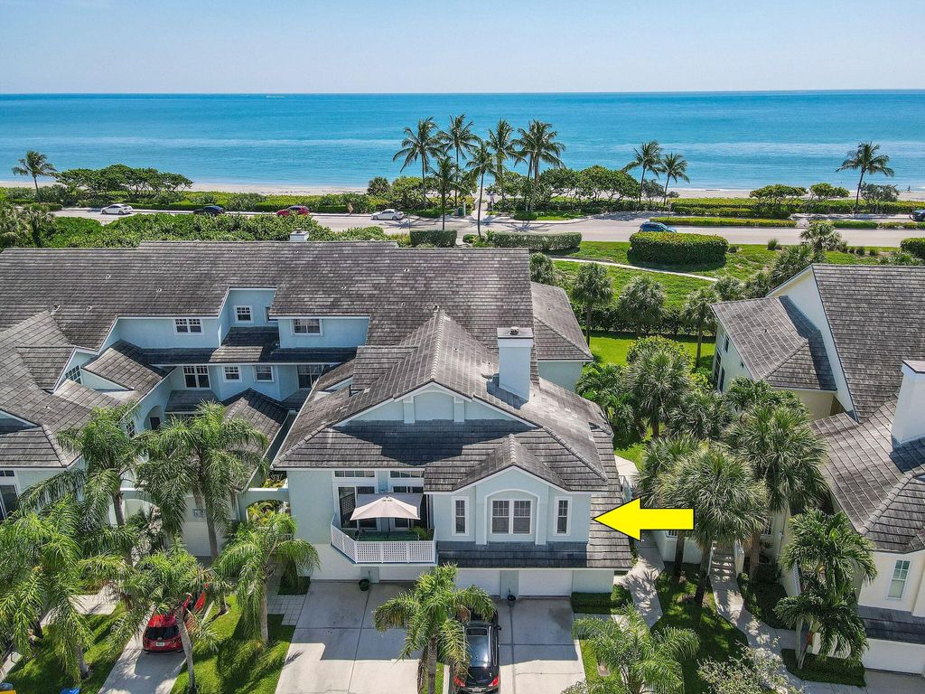 Photo of 509 Mainsail Circle, Jupiter, FL 33477 (MLS # R10904021)