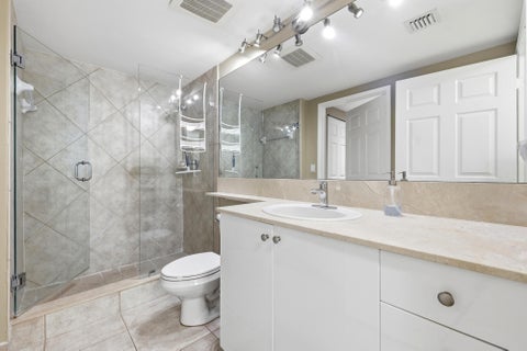 Tiny photo for 700 E Boynton Beach Boulevard, Boynton Beach, FL 33435 (MLS # B26090339)