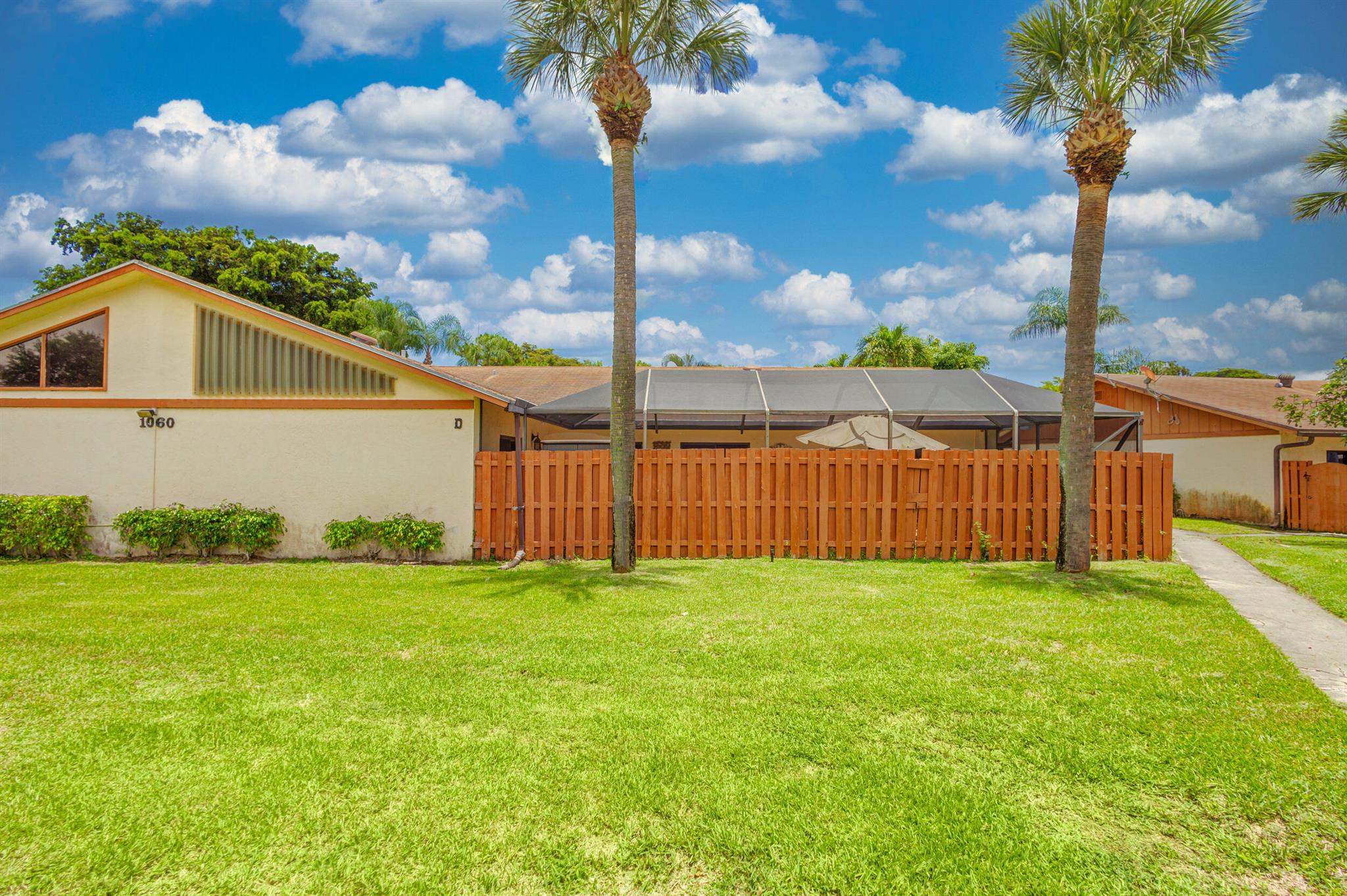 SUMMIT PINES UNIT 1 - Residential