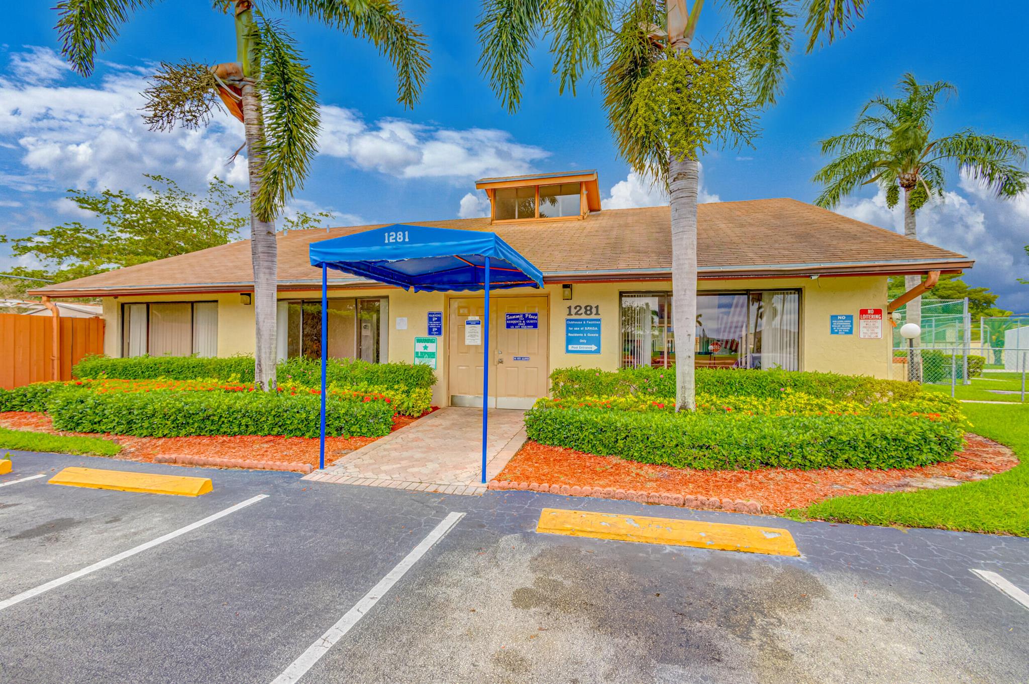 SUMMIT PINES UNIT 1 - Residential