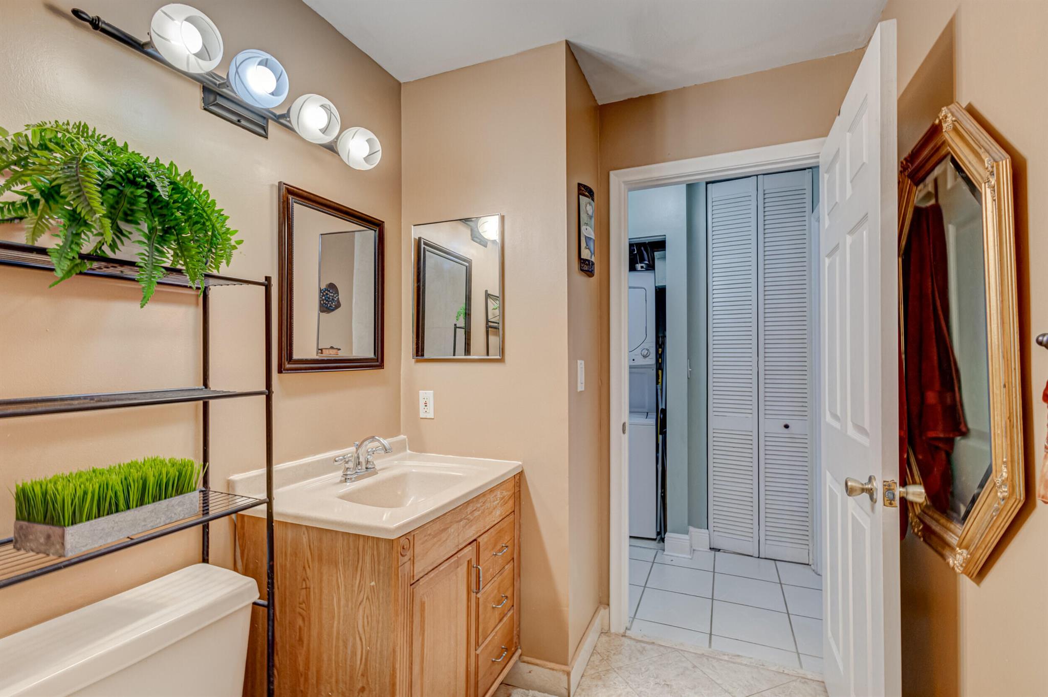 SUMMIT PINES UNIT 1 - Residential