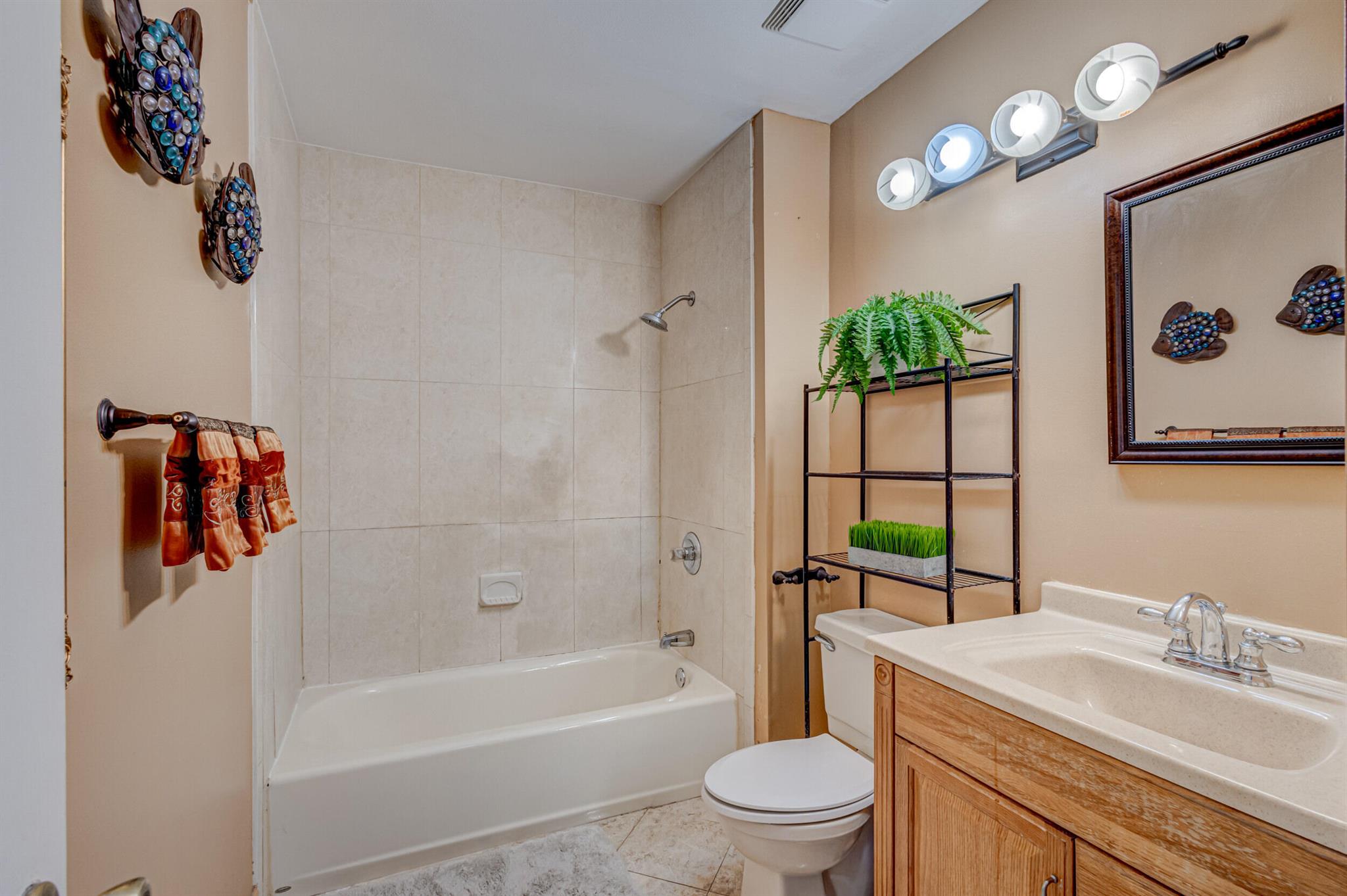 SUMMIT PINES UNIT 1 - Residential