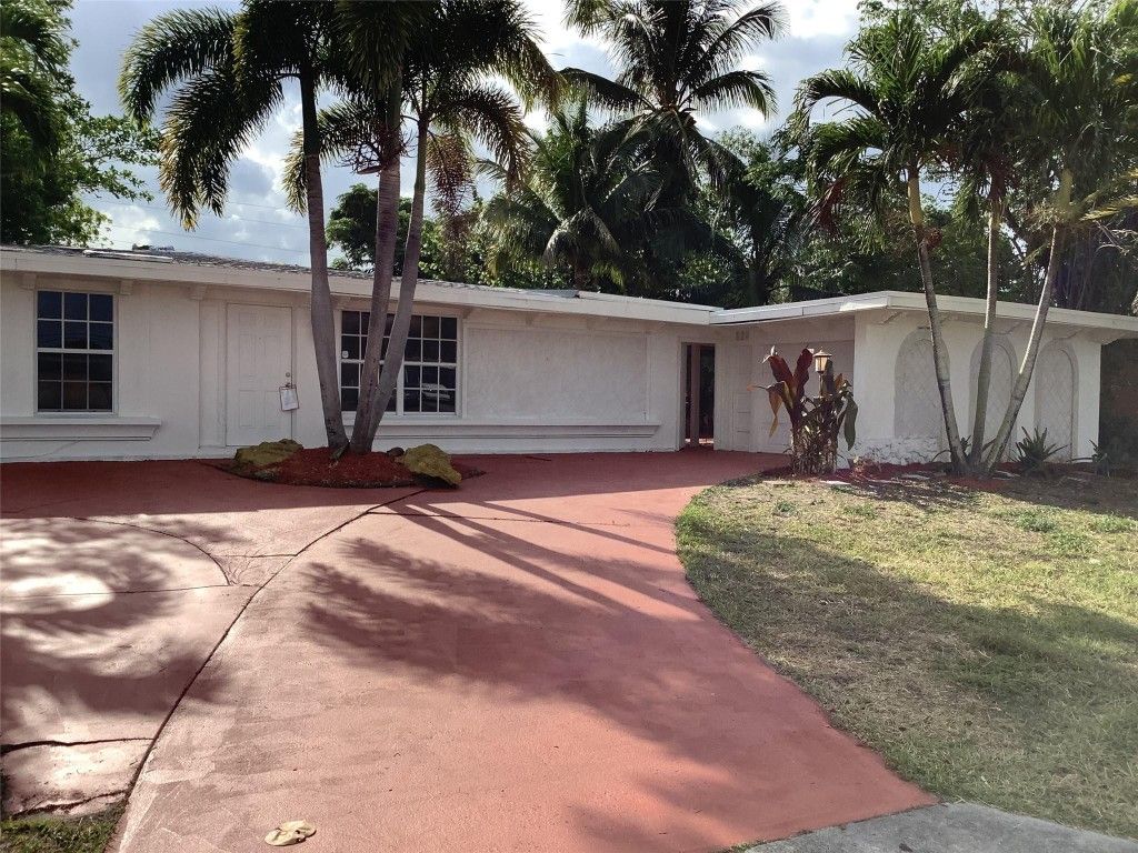 Photo of 815 SE Airoso Boulevard, Port Saint Lucie, FL 34983 (MLS # F10501408)