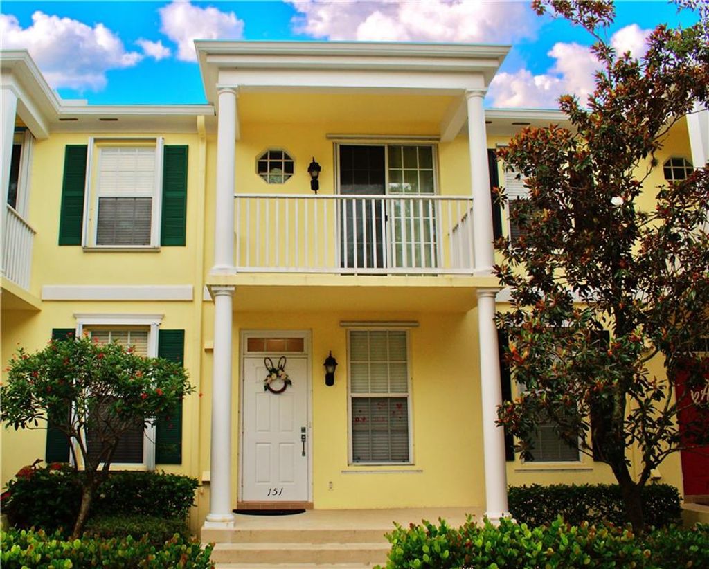 Photo of 151 Waterford Dr, Jupiter, FL 33458 (MLS # F10290217)