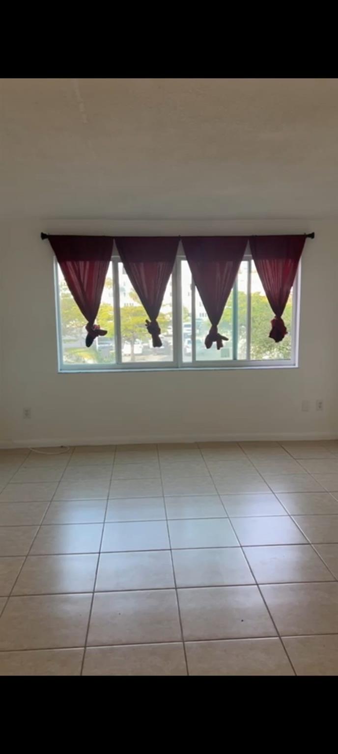 NARANJA LAKES CONDO NO 5 - Residential Lease