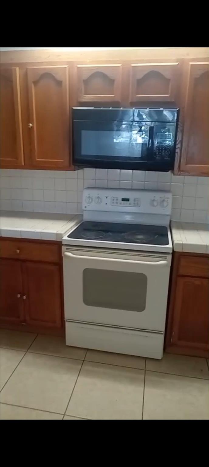 NARANJA LAKES CONDO NO 5 - Residential Lease