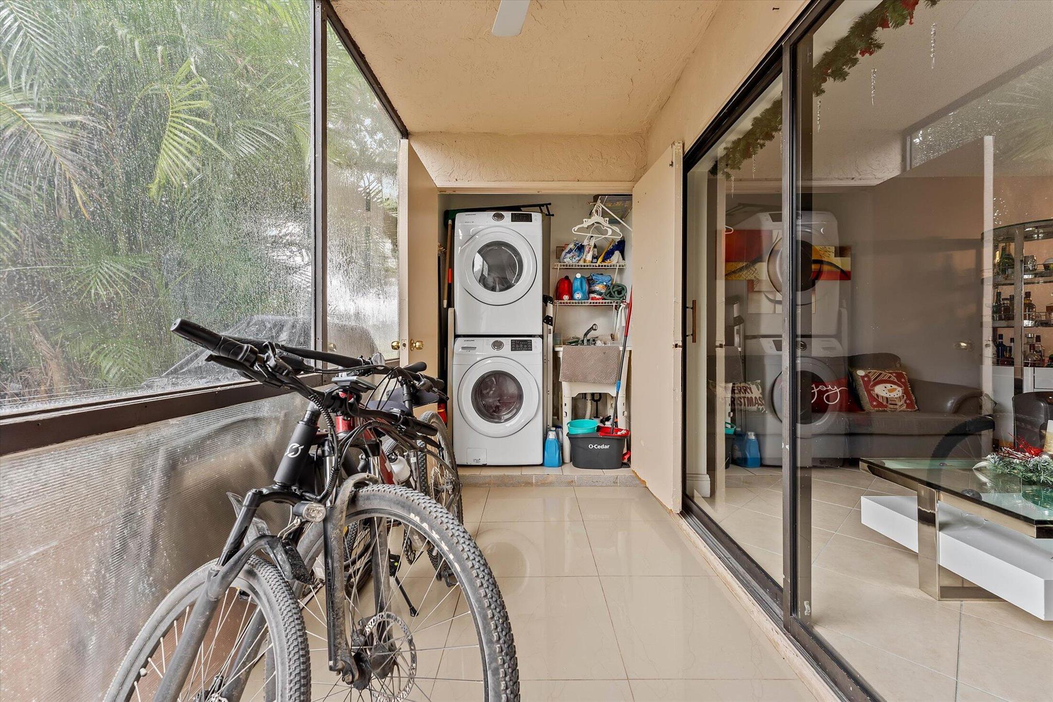 GABLES EAST OF BOCA BARWO - Residential