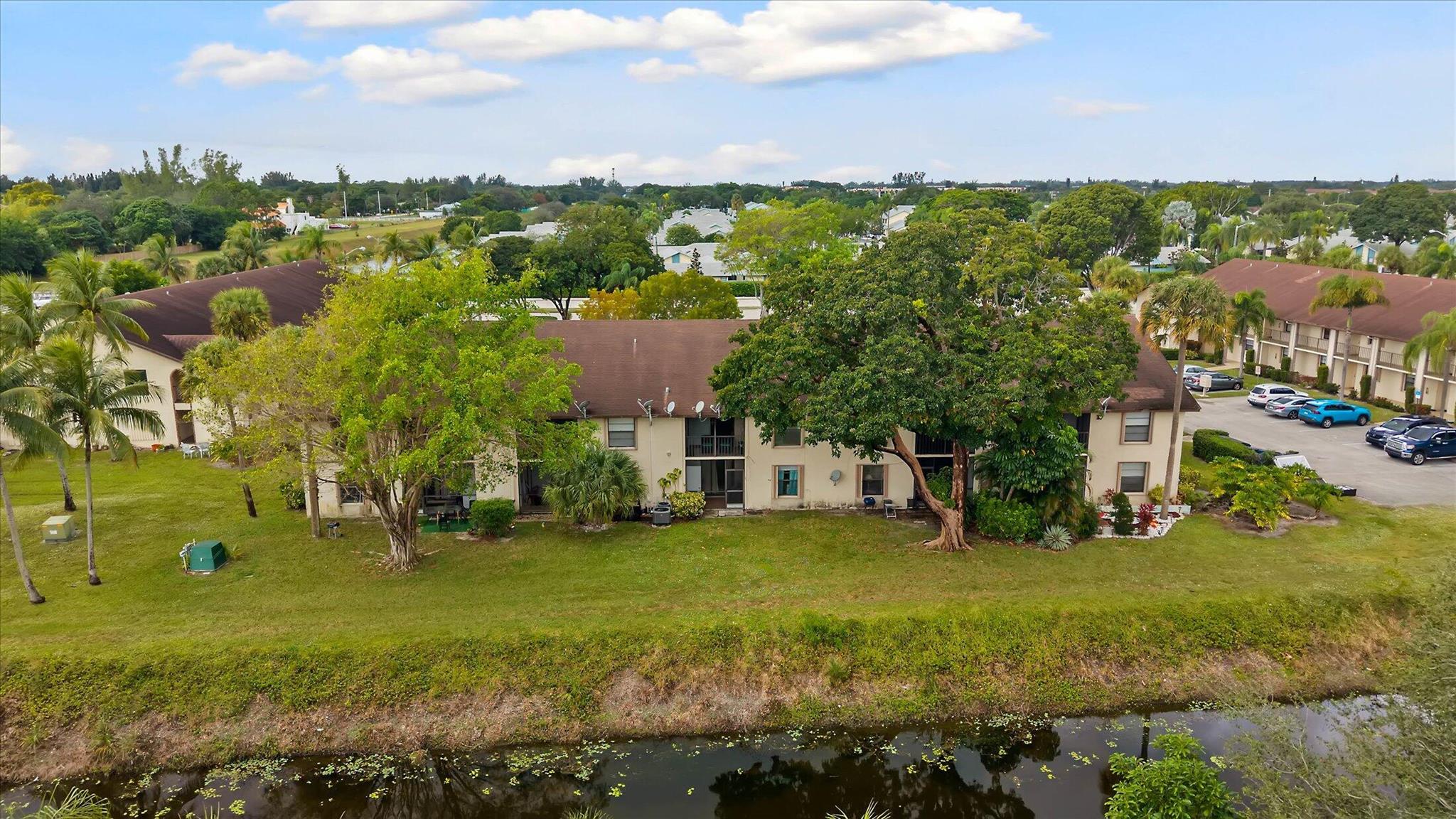 GABLES EAST OF BOCA BARWO - Residential
