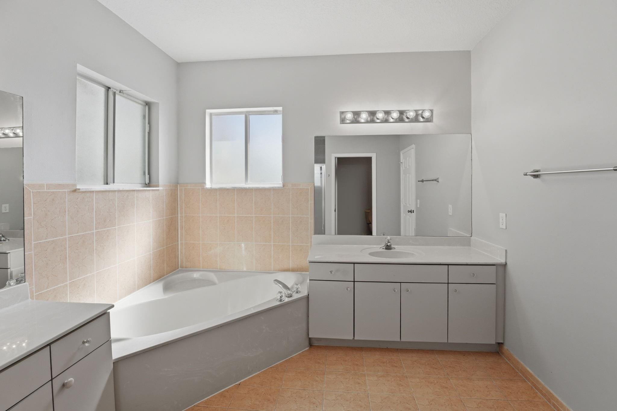 Efm Estates - Residential