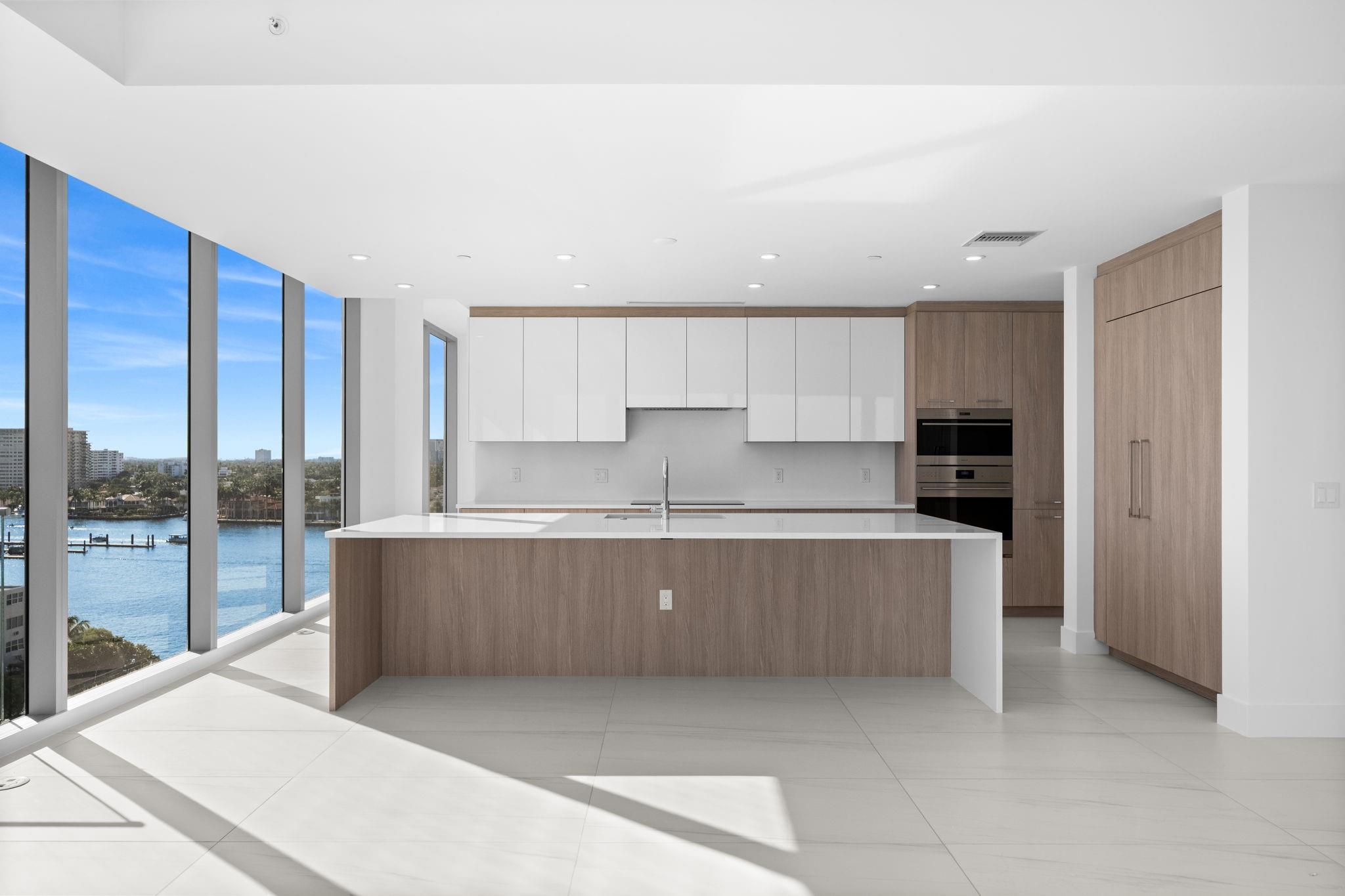 SELENE OCEANFRONT RESIDEN - Residential